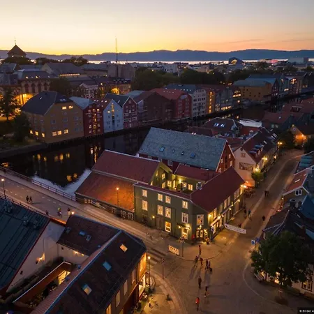 Eksklusiv Og Unik Bryggeleilighet Midt I Sentrum Leilighet Trondheim