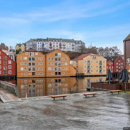 Eksklusiv Og Unik Bryggeleilighet Midt I Sentrum Leilighet